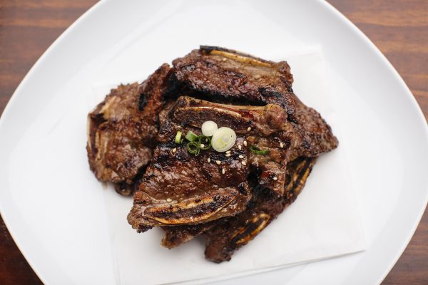 Korean-style grilled beef short ribs (galbi)